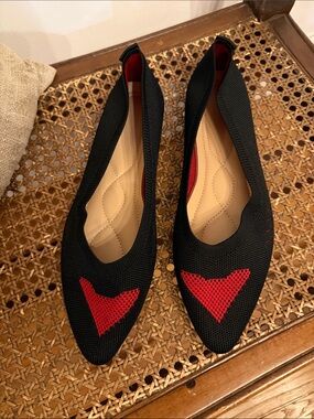 Women’s Black Knit Pointed Flats with Red Heart Accent